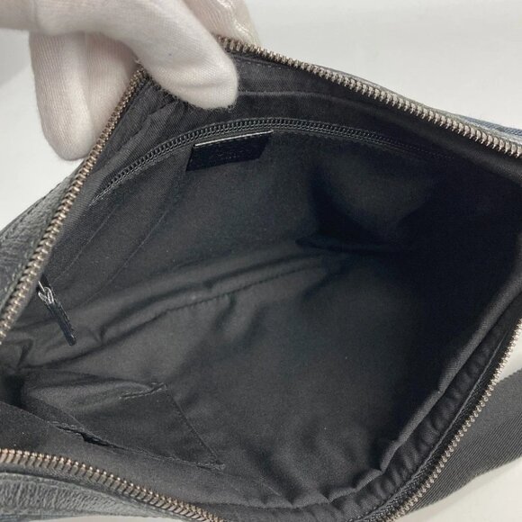 GUCCI GGCanvas Shoulder Bag Black CanvasxLeather - Picture 7 of 14
